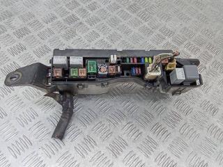 блок предохранителей Toyota Corolla Verso 1 поколение [2-й рестайлинг] 2007, 2.2 л., дизель, МКПП