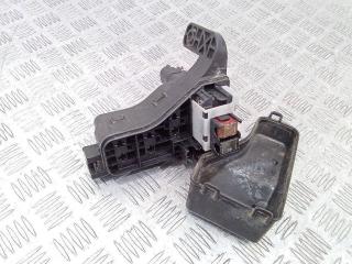 блок предохранителей Toyota Corolla Verso 1 поколение [2-й рестайлинг] 2007, 2.2 л., дизель, МКПП