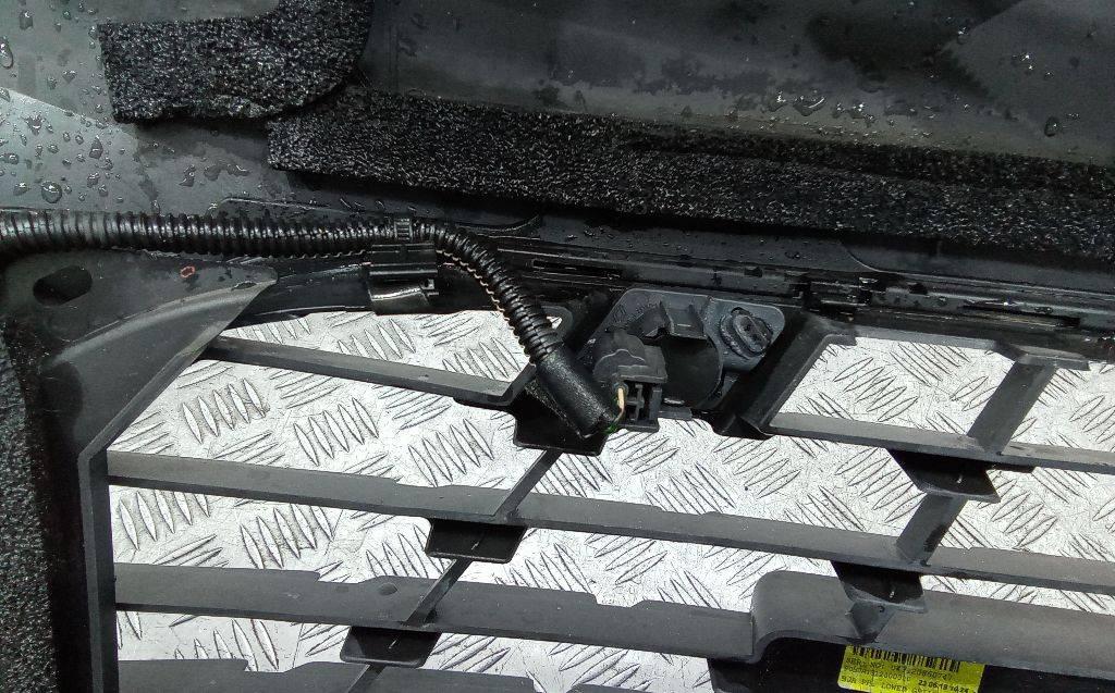 парктроник передний Renault Clio 5 поколение 2019 - фото №1