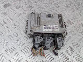 блок управления двигателем Renault Megane 2 поколение 2005, 1.9 л., дизель, МКПП, 8200527725