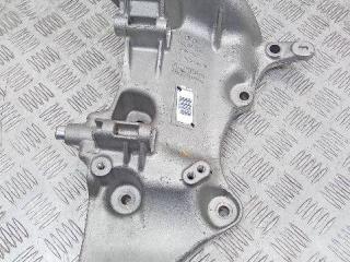 кронштейн генератора Renault Duster 2 поколение 2022, 2.0 л., бензин, МКПП, 8201033565