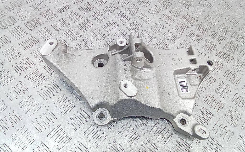 кронштейн генератора Renault Duster 2 поколение 2022, 2.0 л., бензин, МКПП, 117104555R - фото №1