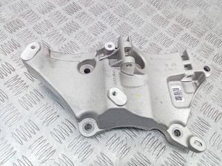кронштейн генератора Renault Duster 2 поколение 2022, 2.0 л., бензин, МКПП, 117104555R