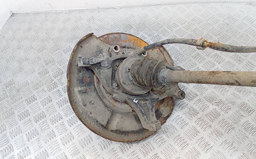 кулак задний левый Mercedes-Benz E-Класс W211/S211 2005 - фото №1