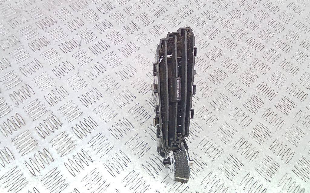 дефлектор обдува салона Ford Focus 3 поколение 2012, BM51A014L20 - фото №1