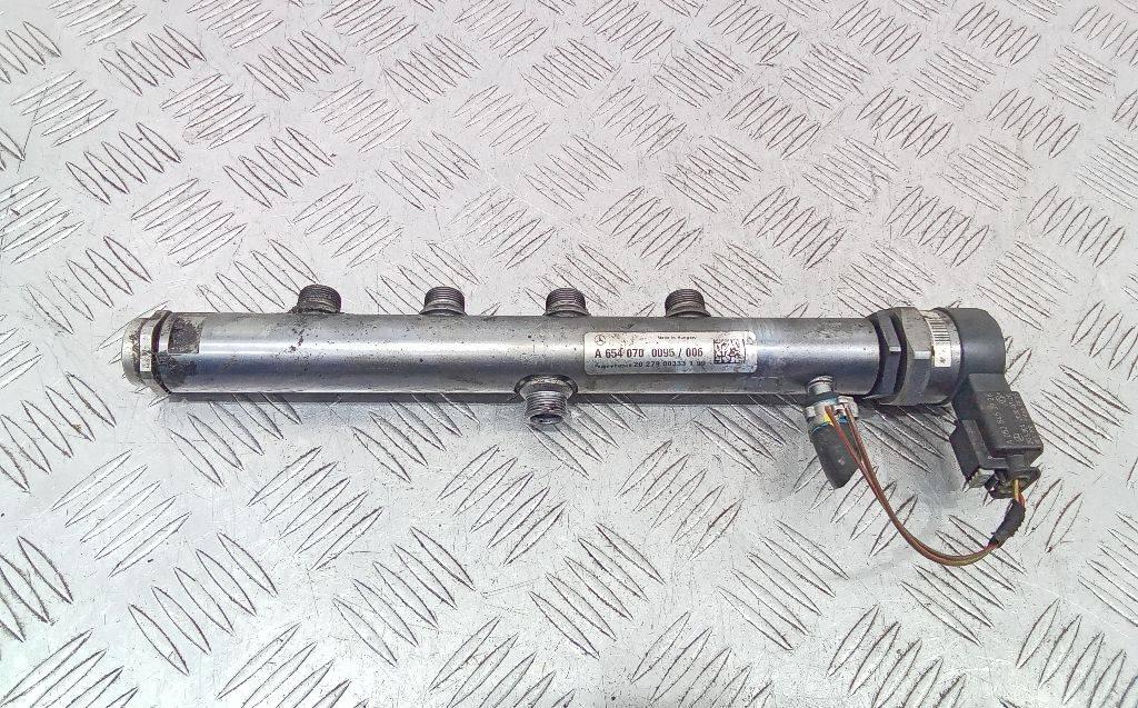 топливная рампа Mercedes-Benz A-Класс W177/V177 2020, 2.0 л., дизель, АКПП, A6540700095 - фото №1