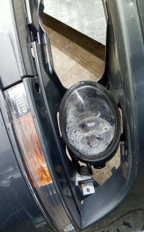 фара противотуманная правая Volkswagen Passat B6 2005 - фото №1