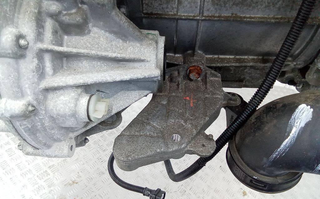 кронштейн двигателя Renault Zoe 1 поколение 2018, 113327332R - фото №1