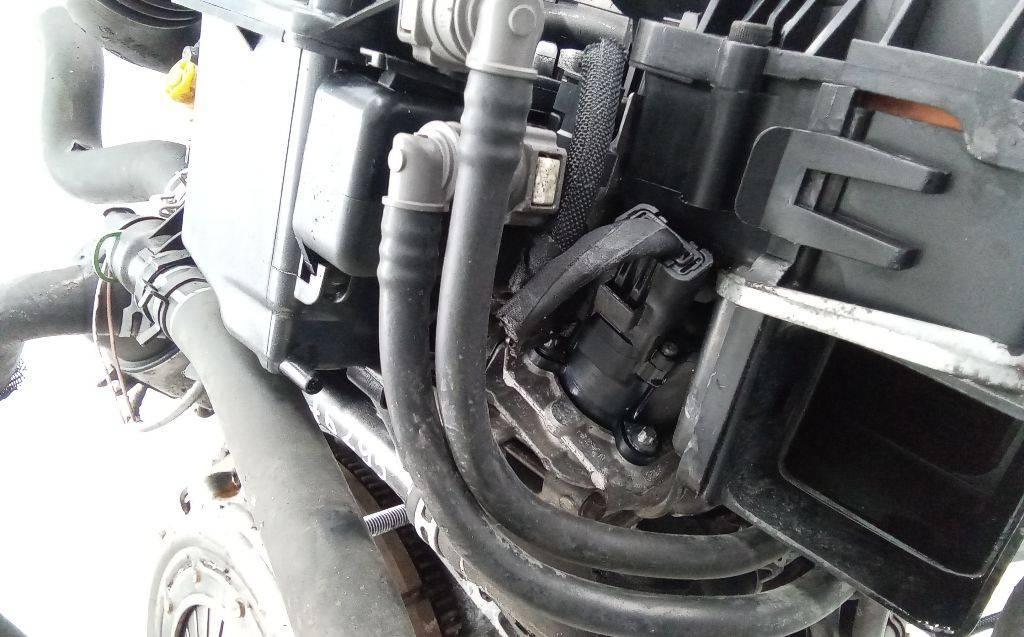 клапан EGR Citroen C4 Picasso 1 поколение 2009, 1.6 л., дизель, МКПП, V29010703 - фото №1