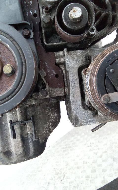 кронштейн компрессора кондиционера Peugeot 307 1 поколение 2003, 1.6 л., бензин, МКПП - фото №1