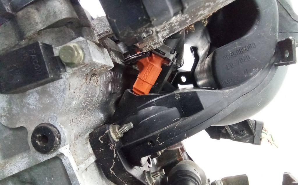 форсунка Peugeot 307 1 поколение 2003, 1.6 л., бензин, МКПП, 0280156034 - фото №1