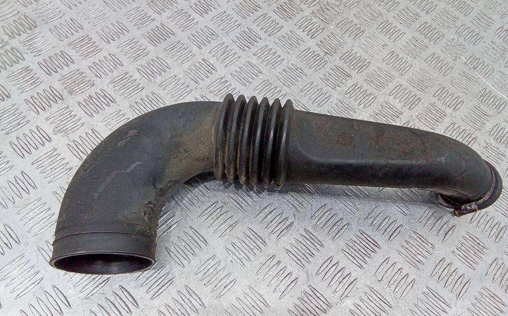 патрубок воздушного фильтра Rover 600 Series 1 поколение 1998, 2.0 л., дизель, МКПП, PHHI00350 - фото №1