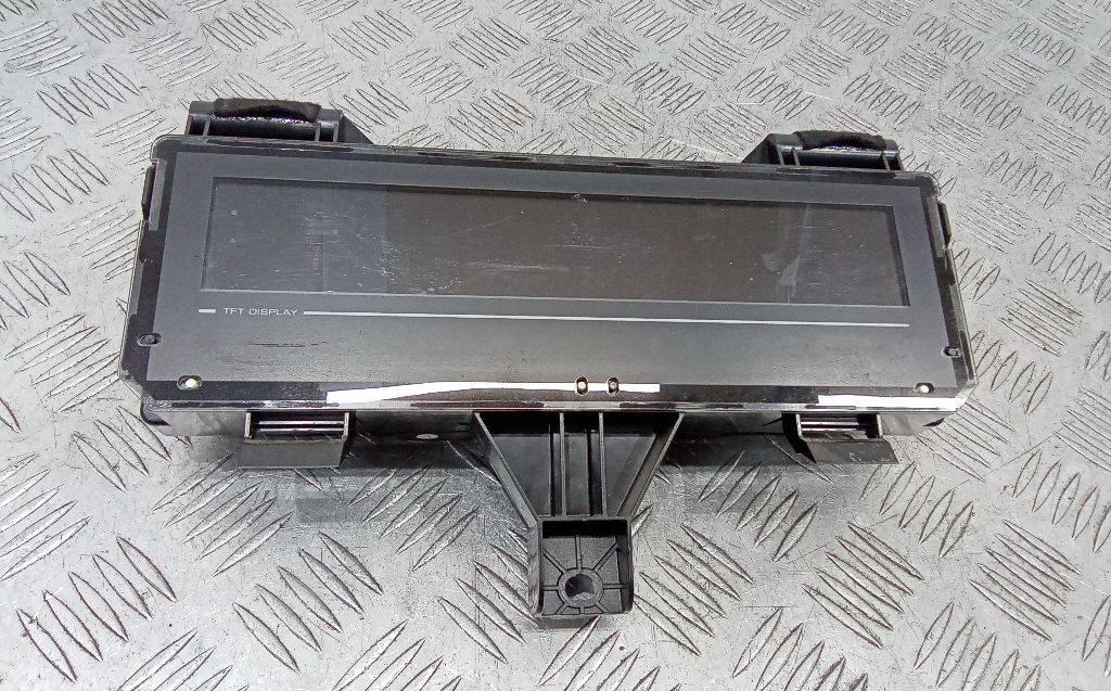 щиток приборов (приборная панель) Renault Scenic 3 поколение 2009, 250450012R - фото №1