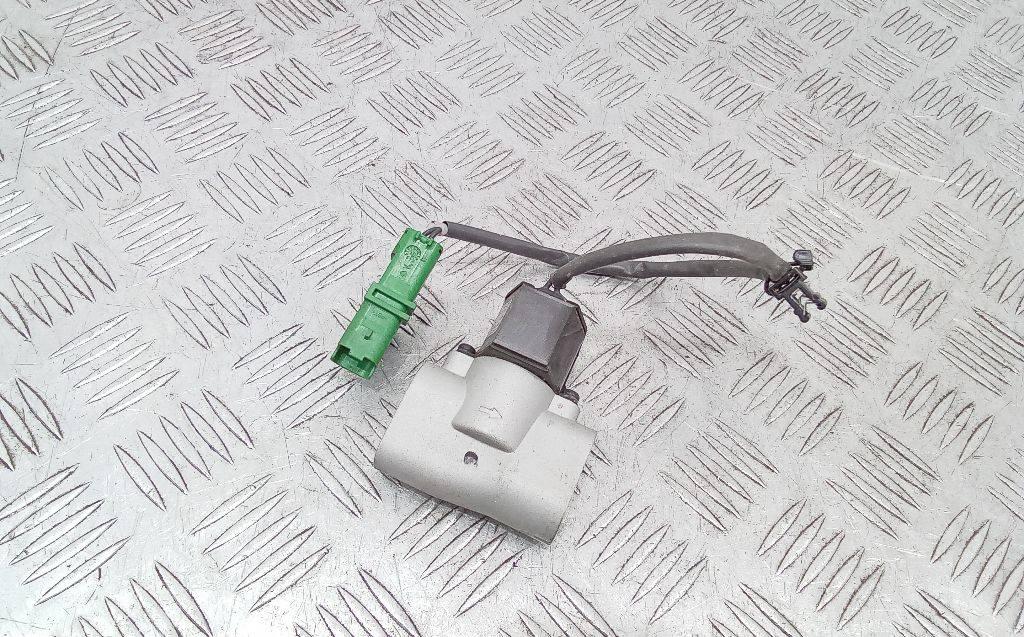 расширительный клапан кондиционера Renault Zoe 1 поколение 2018, 924871682R - фото №1