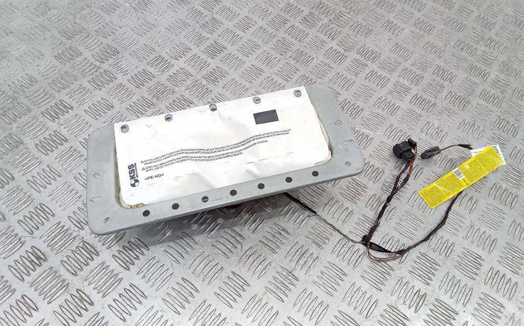 подушка безопасности пассажира BMW X5 F15 2017, 9252310 - фото №1