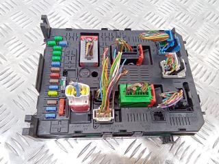 блок предохранителей Peugeot 308 T7 [рестайлинг] 2012, 28116487-2