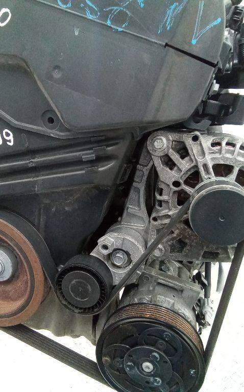 кронштейн генератора Renault Clio 4 поколение 2015, 1.5 л., дизель, МКПП, 8200669494 - фото №1