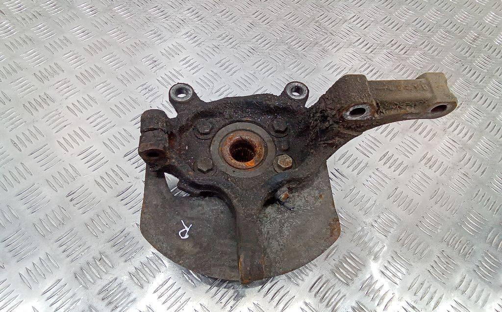 кулак поворотный правый Renault Koleos 1 поколение 2009 - фото №1