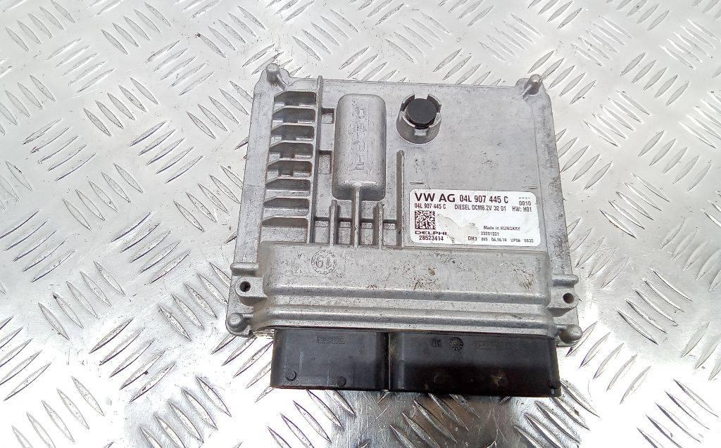 блок управления двигателем Volkswagen Transporter T6 2019, 04L907445 - фото №1