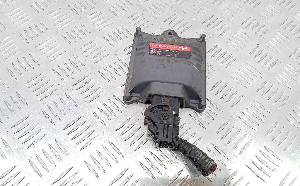 блок управления (другие) Subaru Legacy 3 поколение 2002, 2.5 л., бензин, АКПП, 10R-036333 - фото №1