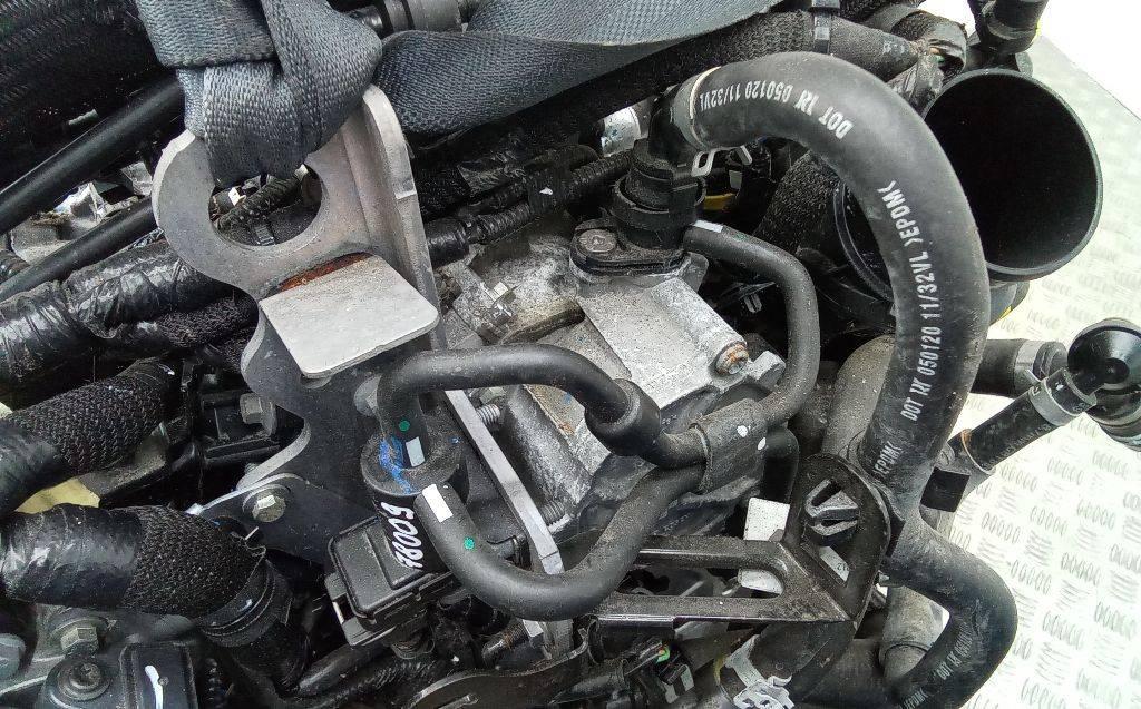 насос вакуумный Renault Captur 2 поколение 2020, 1.3 л., бензин, 146508066R - фото №1