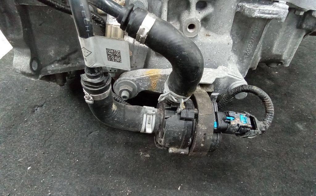 насос антифриза дополнительный Renault Captur 2 поколение 2020, 1.3 л., бензин - фото №1