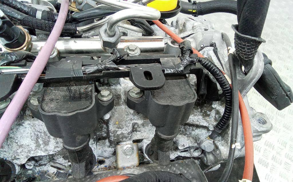 катушка зажигания Renault Captur 2 поколение 2020, 1.3 л., бензин, 224332935R - фото №1