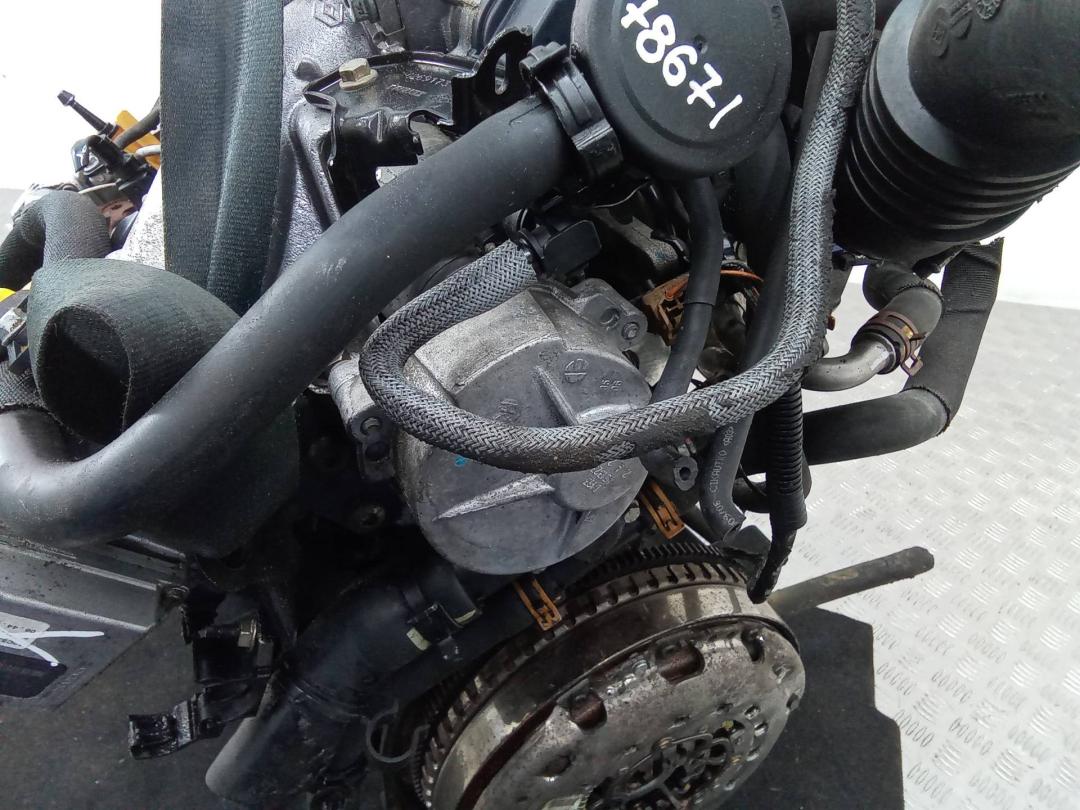 насос вакуумный Renault Megane 2 поколение 2005, 1.9 л., дизель, МКПП - фото №1