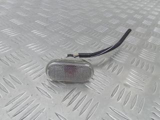 повторитель поворота на крыле левый Opel Vivaro B 2016, 261658184R