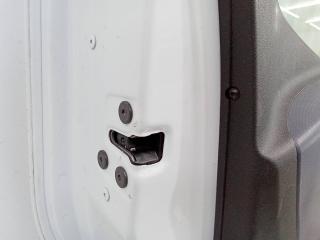 замок двери передней левой Opel Vivaro B 2016, правый руль