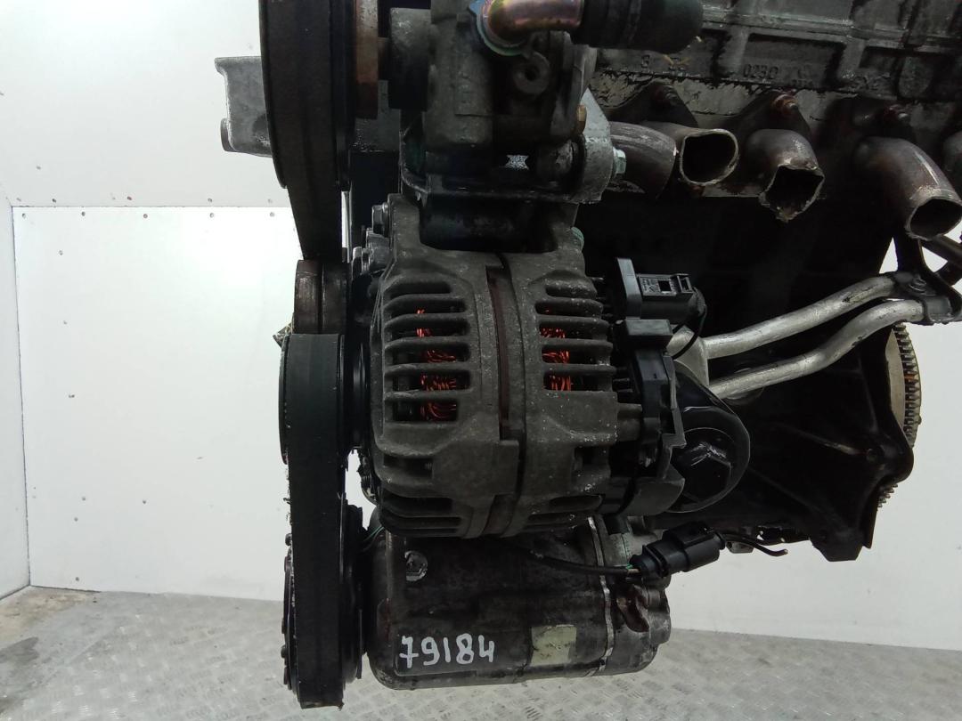 генератор Volkswagen Golf 4 поколение 2002, 1.6 л., бензин, МКПП - фото №1