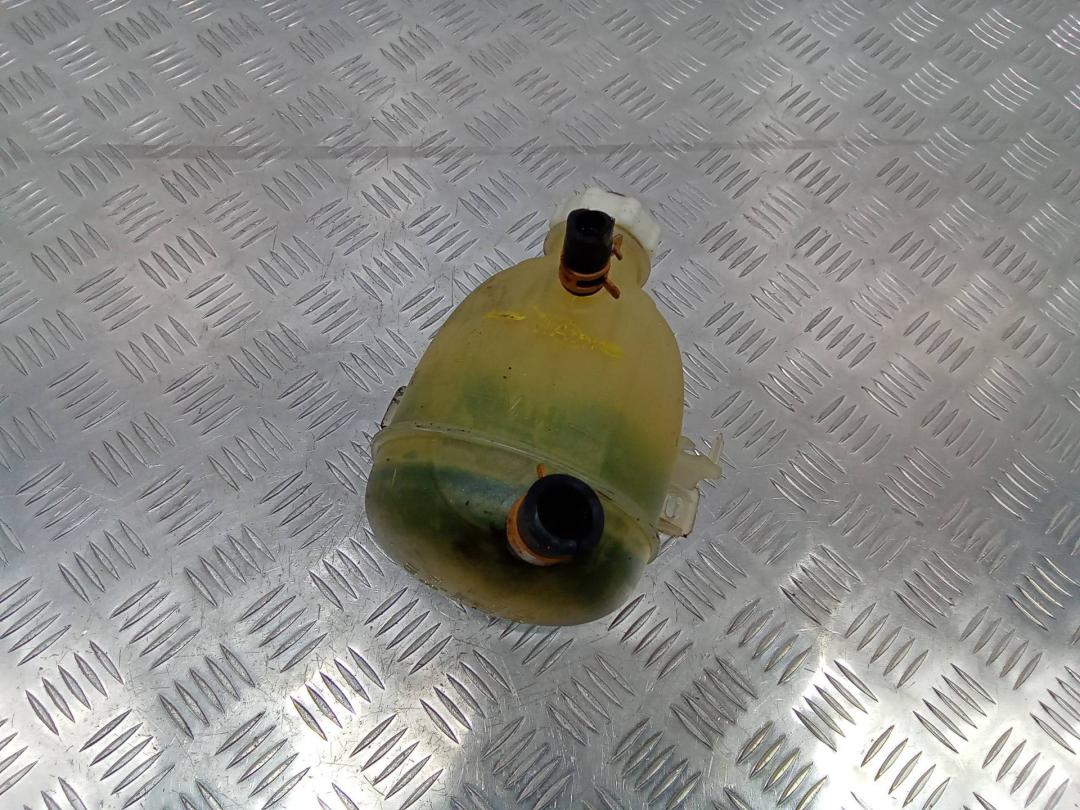 бачок расширительный Renault Duster 1 поколение 2014, 7700836316 - фото №1