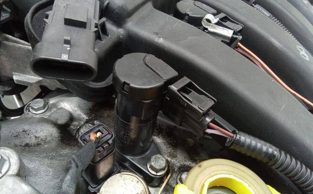 катушка зажигания Renault Laguna 2 поколение 2003, 1.8 л., бензин, МКПП, 7700875000 - фото №1