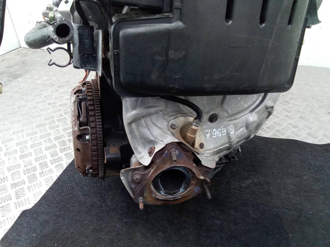 коллектор выпускной Renault Laguna 2 поколение 2003, 1.8 л., бензин, МКПП - фото №1