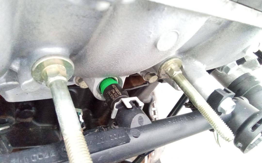 форсунка Renault Scenic 2 поколение 2005, 2.0 л., бензин, МКПП, ITGM60 - фото №1