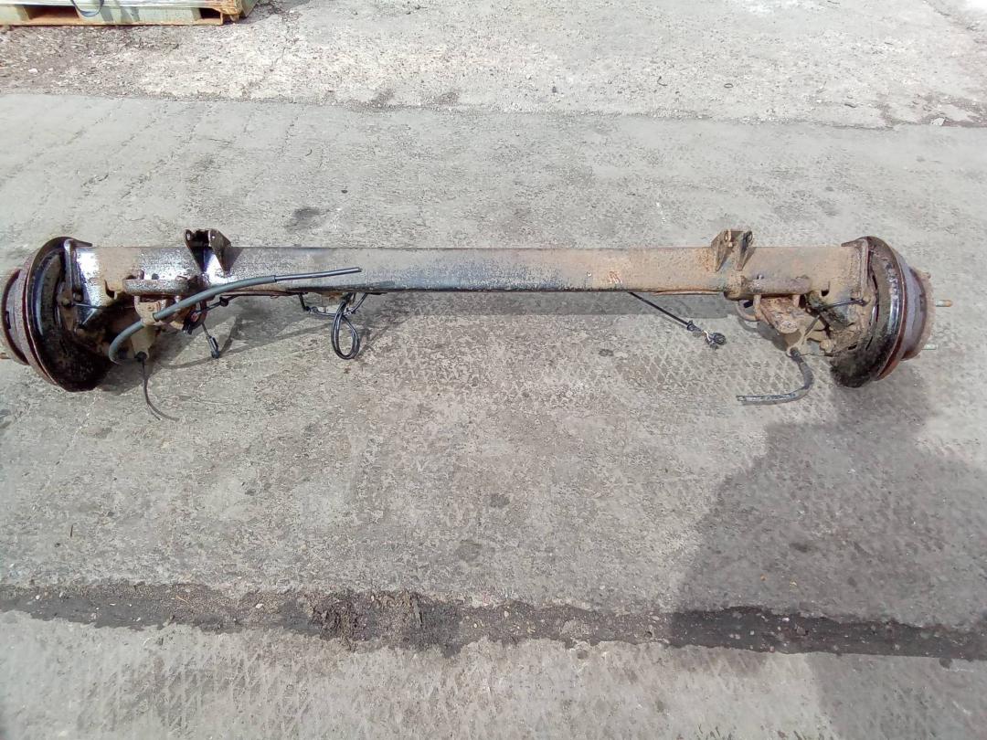 балка подвески задняя Ford Transit Custom 1 поколение 2014, BK214B435AD - фото №1