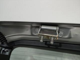 петля крышки багажника Toyota Corolla Verso 1 поколение [рестайлинг] 2005