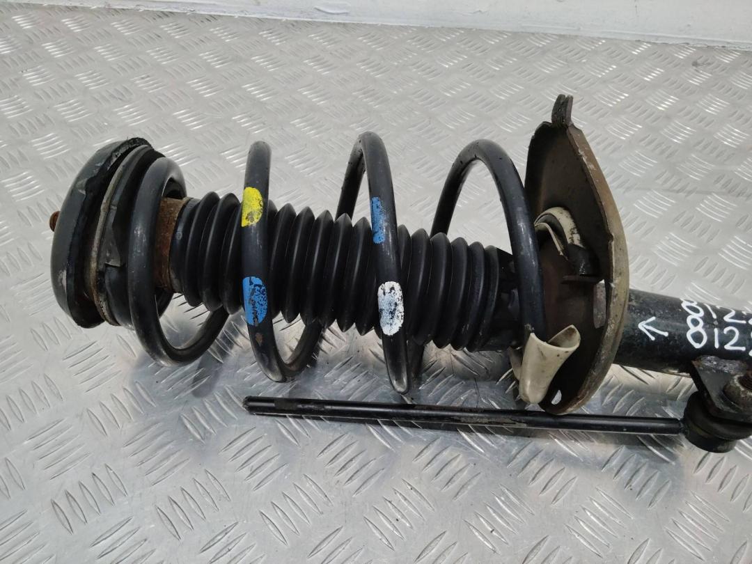 пружина Peugeot Partner 2 поколение (B9) 2010, 1.6 л., дизель - фото №1