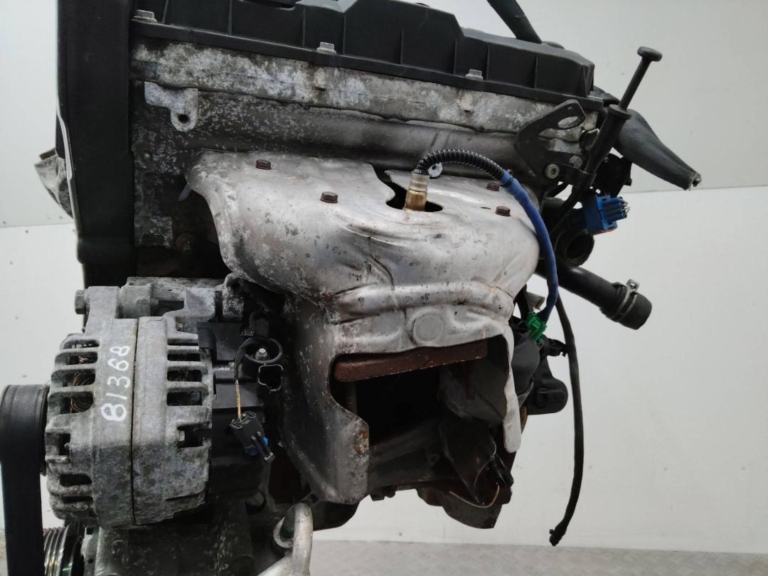 коллектор выпускной Peugeot 207 1 поколение 2006, 1.6 л., бензин, МКПП - фото №1