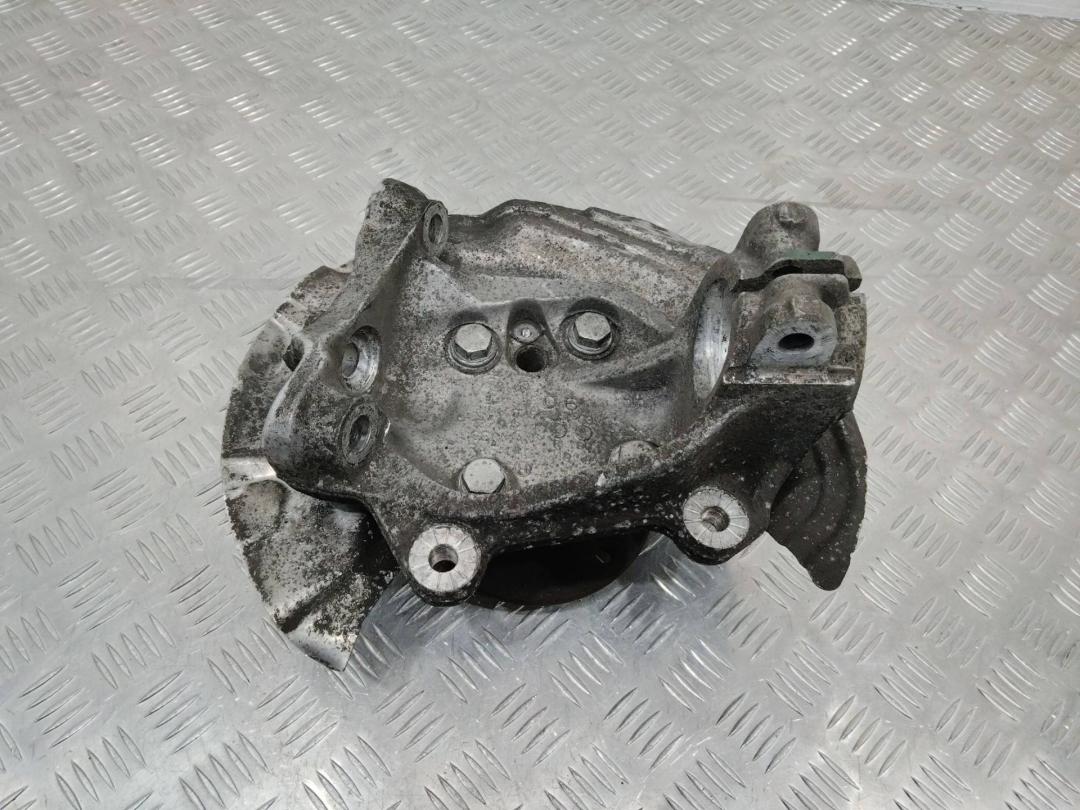 кулак поворотный правый BMW 3 серия E90/E91/E92/E93 2007, 3121676444403 - фото №1