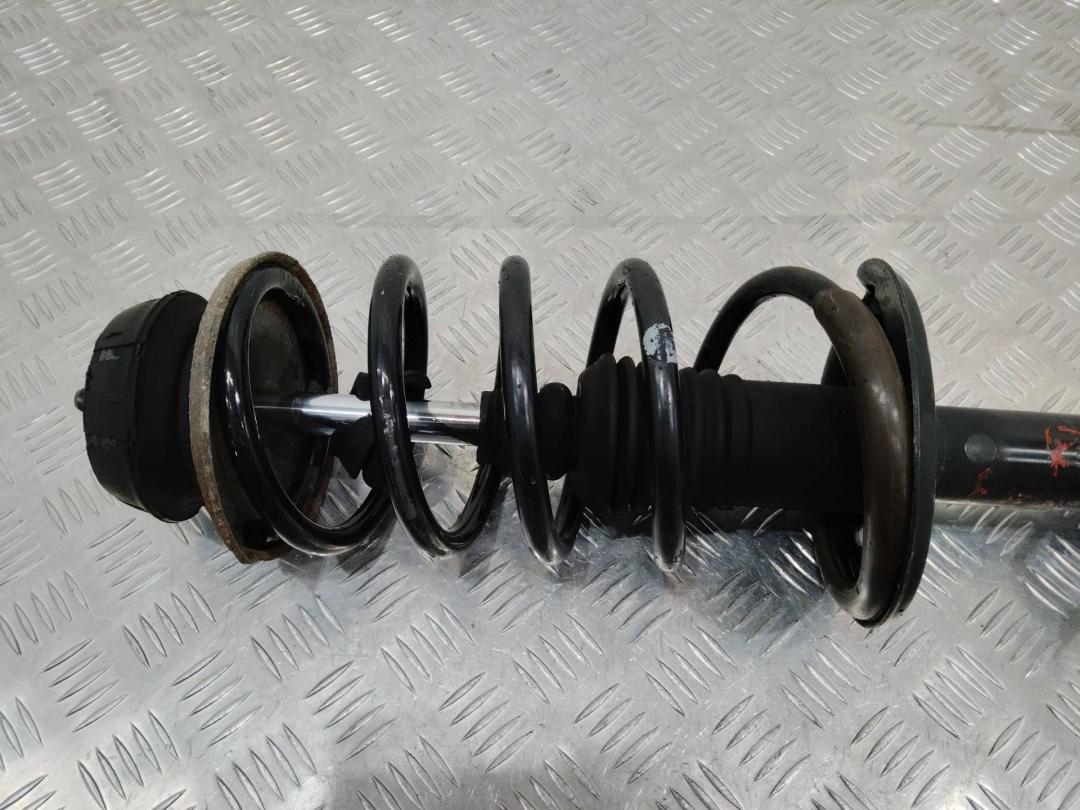 пружина Dacia Sandero 1 поколение 2010, 1.4 л., бензин - фото №1