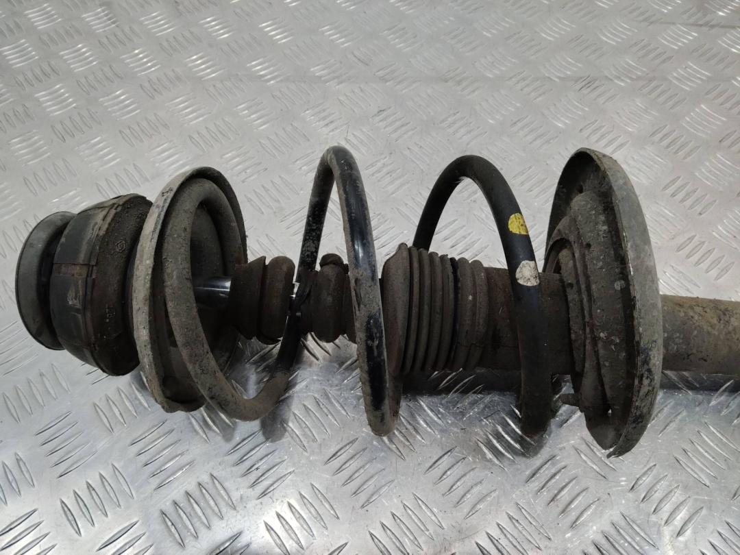 пружина Dacia Sandero 2 поколение 2013 - фото №1