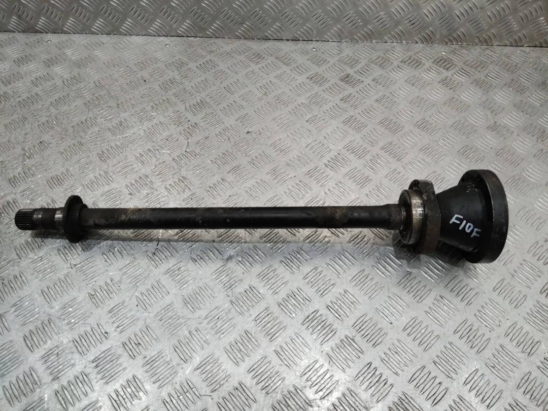 полуось (приводной вал, ШРУС) Mercedes-Benz Vito W638 2000, 2.2 л., дизель, МКПП, A6384101905 - фото №1