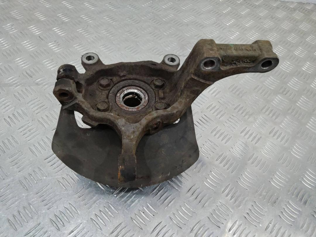 кулак поворотный правый Renault Koleos 1 поколение 2010, дизель - фото №1