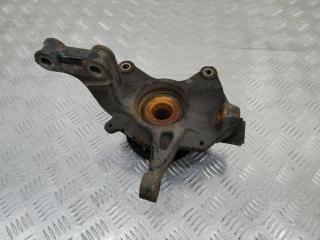 кулак поворотный левый Renault Megane 3 поколение 2011