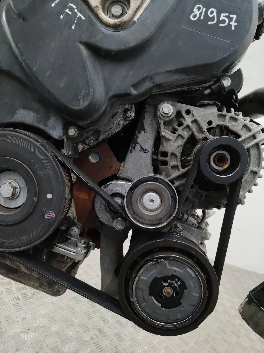 кронштейн генератора Renault Megane 3 поколение 2009, 1.9 л., дизель, МКПП - фото №1