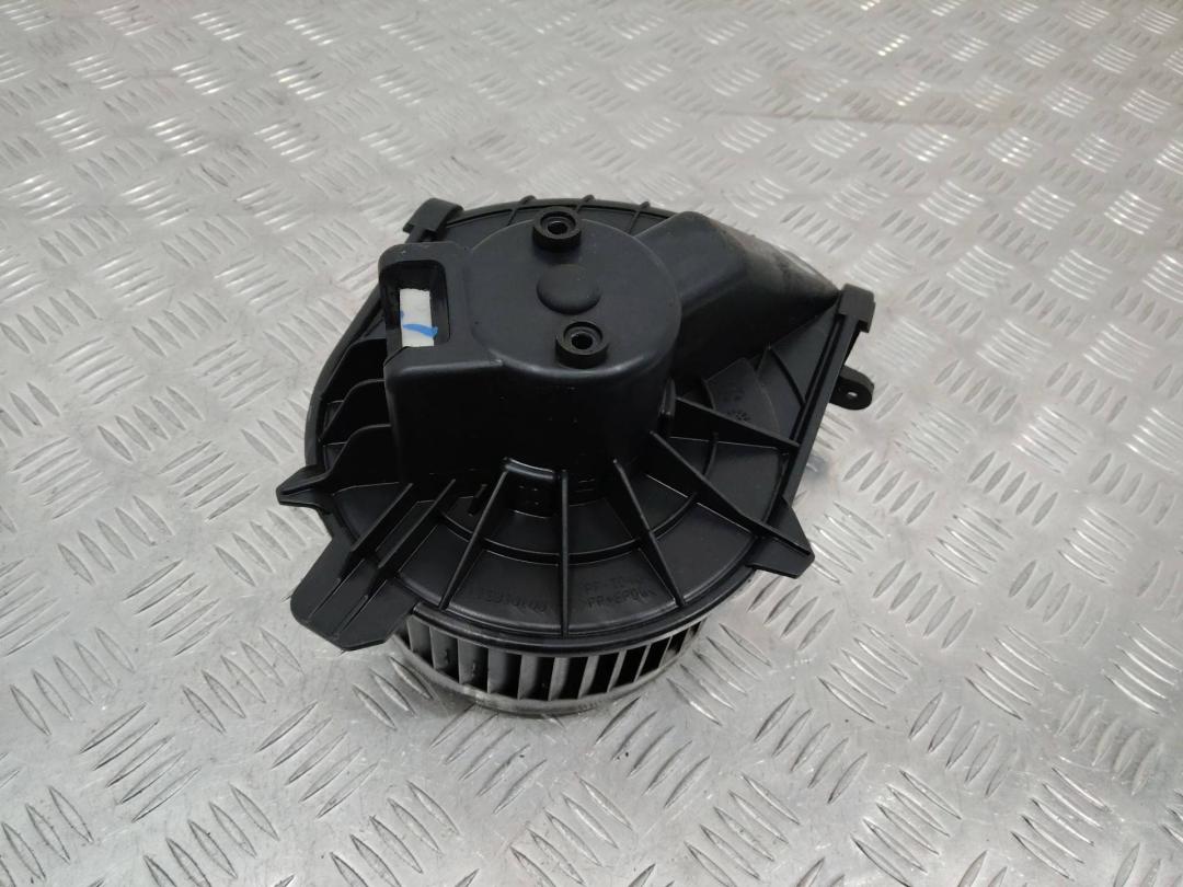 моторчик печки Renault Master 3 поколение 2013, 173830100 - фото №1