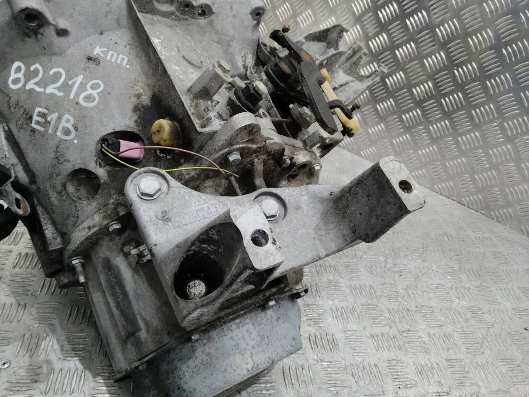 кронштейн КПП Peugeot 407 1 поколение 2006, 1.6 л., дизель, МКПП, 9660142480 - фото №1