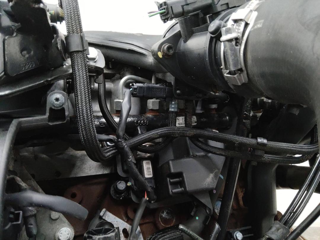 топливная рампа Citroen C4 Picasso 1 поколение 2008, 2.0 л., дизель, 9681649580 - фото №1