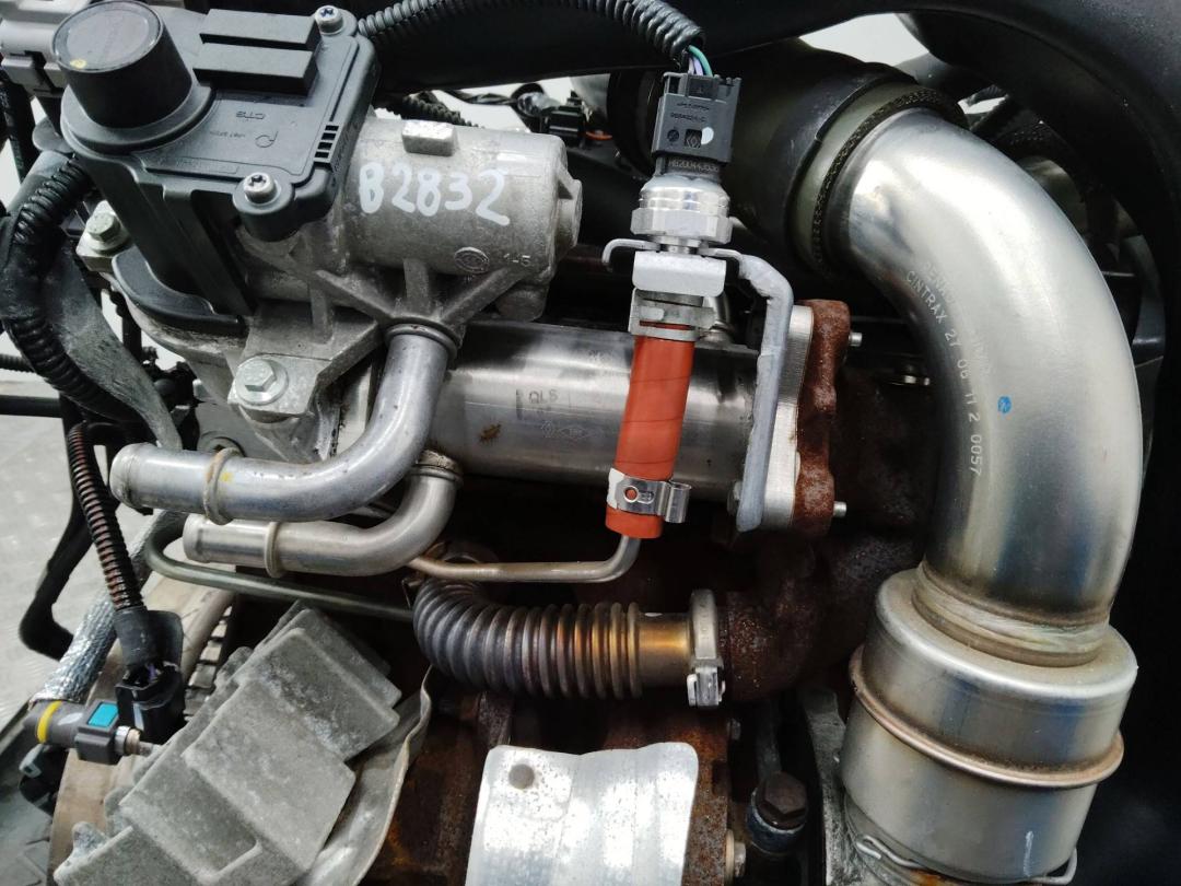 охладитель EGR / Радиатор EGR Renault Scenic 3 поколение 2011, 1.5 л., дизель, робот - фото №1